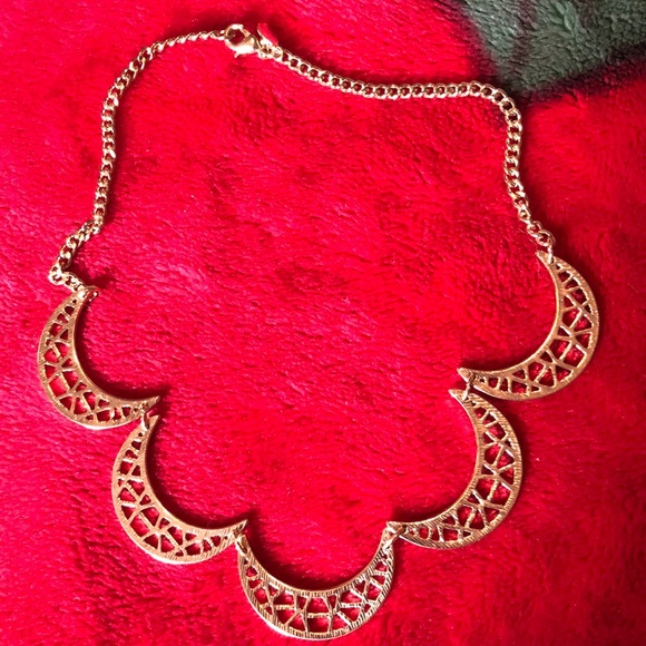 EXPRESS💥Moon Necklace - Picture 2 of 2